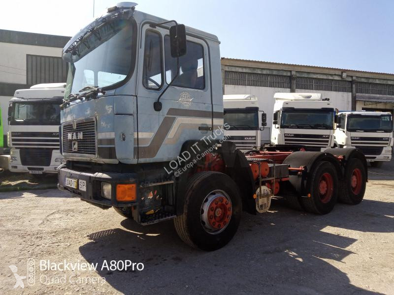 Traktor MAN 23.362