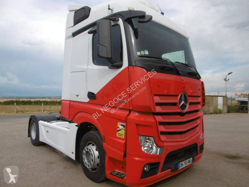 Tractor Mercedes