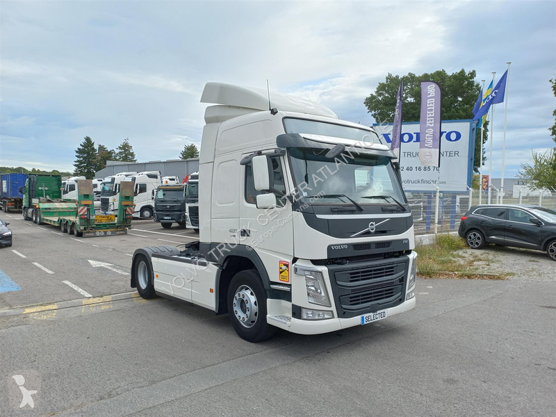 Volvo 4X2 2017 tractor unit