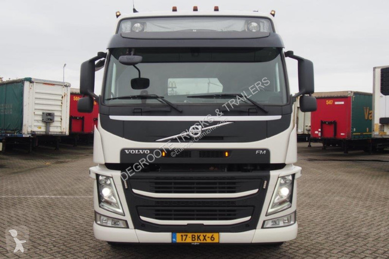 Traktor Volvo Globetrotter