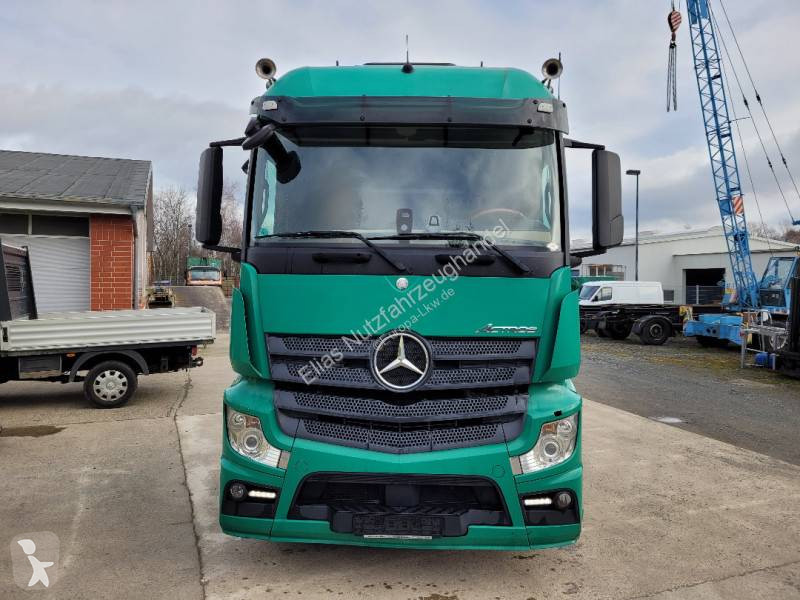 Mercedes Actros 1843