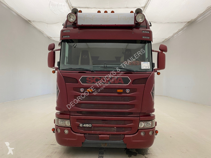 Traktor Scania 450