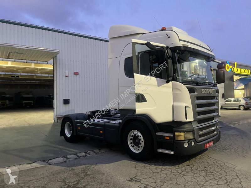 Traktor Scania 560