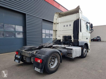 Traktor DAF XF460