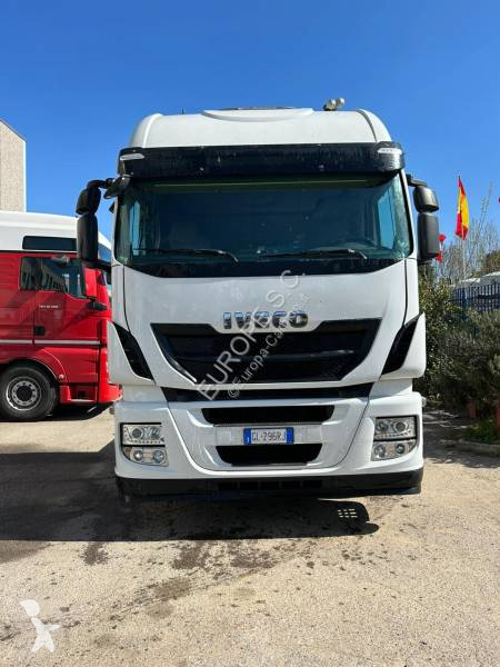 Traktor Iveco