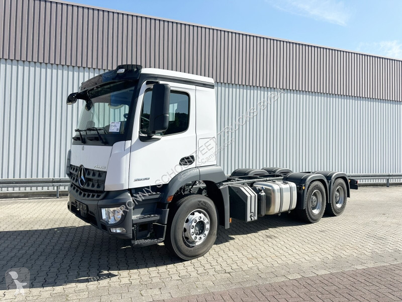 جرار Mercedes Arocs 2636 6x4 Arocs 2636/43 6x4,...