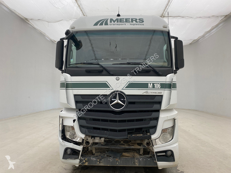 Traktor Mercedes 1843