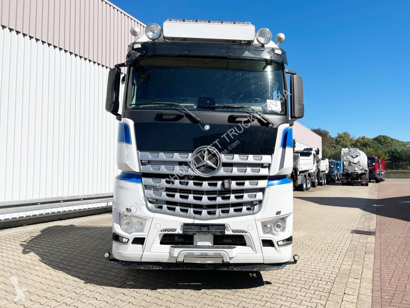 Traktor Mercedes Arocs 3358 LS 6x4 Arocs 3358...
