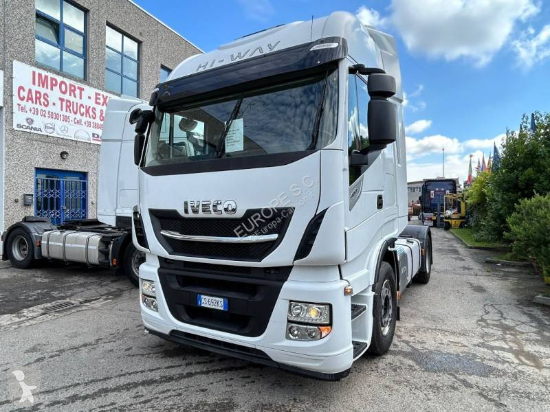 Cabeza tractora Iveco