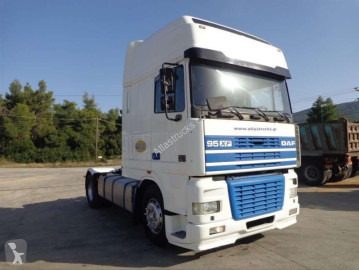 Tracteur DAF