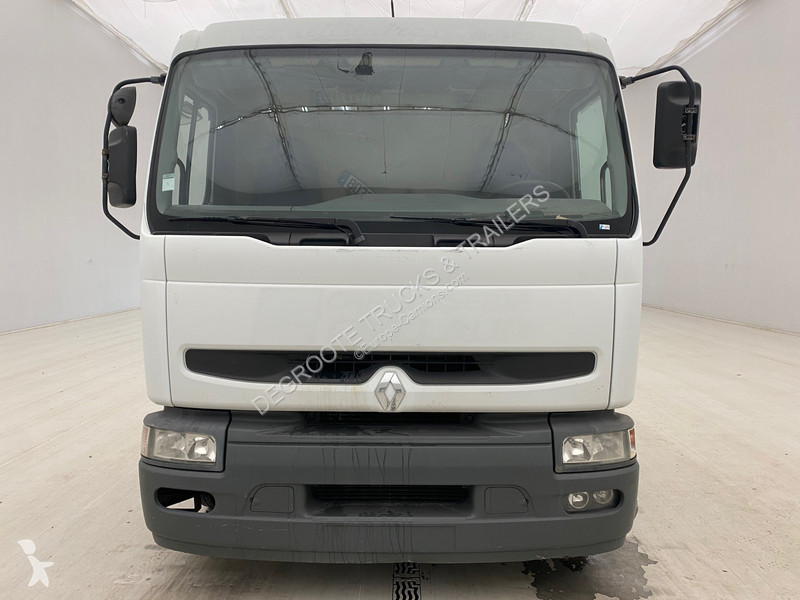 Traktor Renault 320 DCi