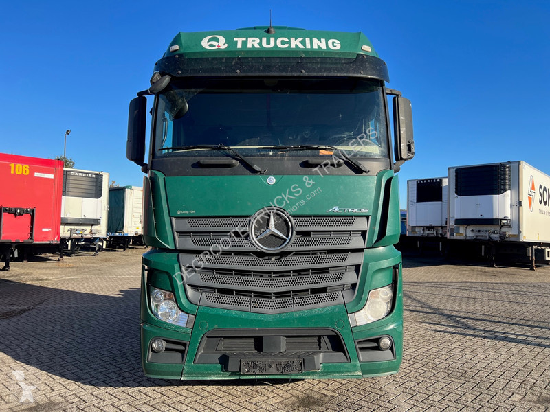 Traktor Mercedes 1845 BigSpace