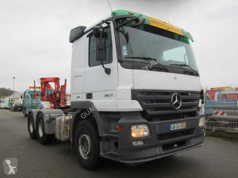 Traktor Mercedes 2651