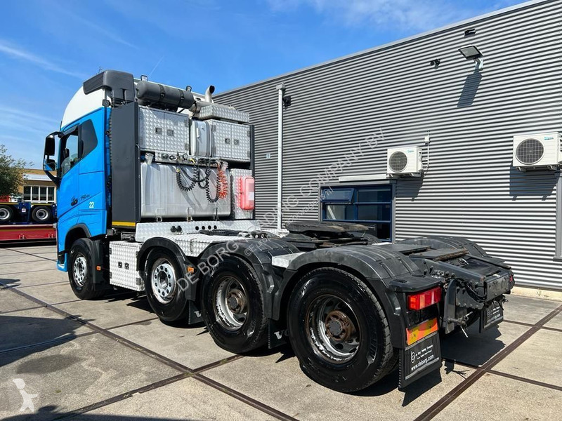Traktor Volvo 16750 8x4 Heavy Haulage Tractor