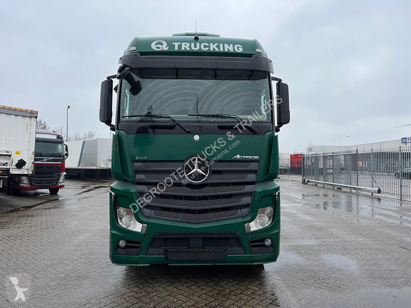 Traktor Mercedes 1845 BigSpace