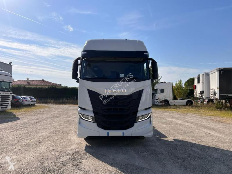 Tracteur Iveco 460 CNG