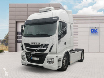 Traktor Iveco