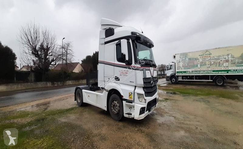 Tracteur Mercedes