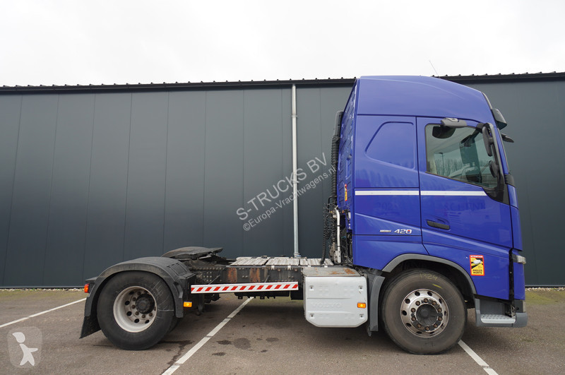 Traktor Volvo 420 ADR EURO 6 733.000km