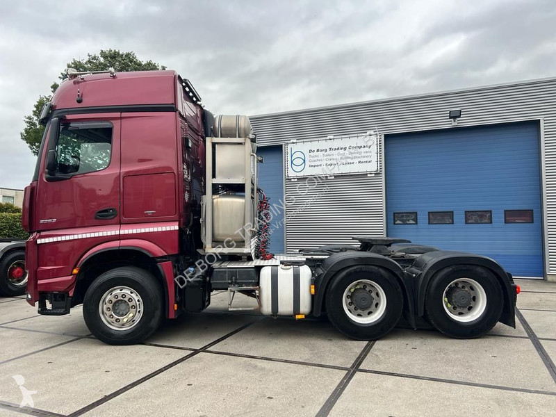 Tractor Mercedes Arocs 3363 3363