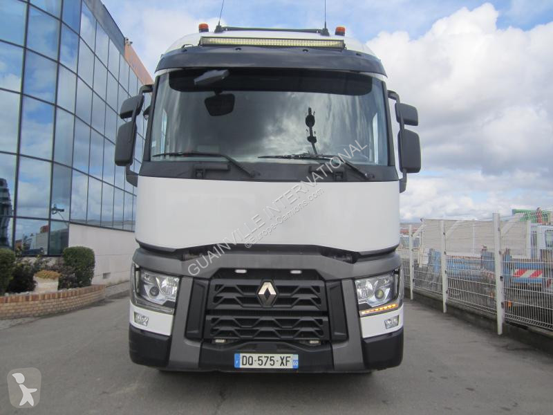 Traktor Renault 460 Gamme T