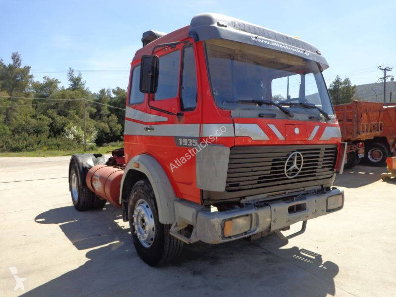 Tahač Mercedes LS Mercedes Benz 4X2 Truck Head