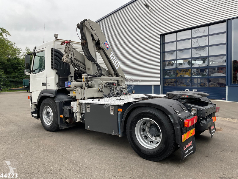 Traktor Volvo FM 340 HMF 12 Tonmeter laadkraan
