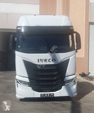 Tracteur Iveco
