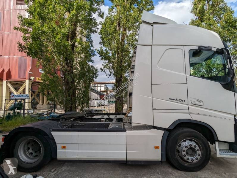 Cabeza tractora Volvo