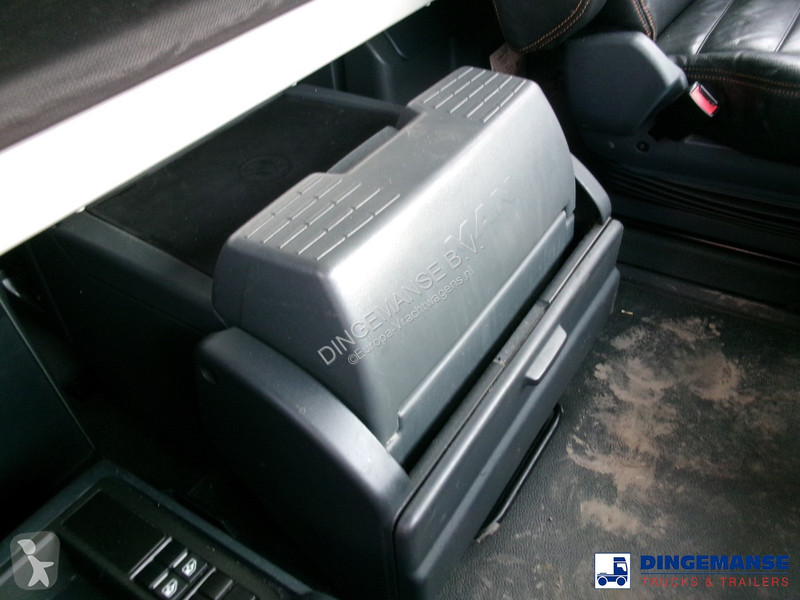 Traktor MAN 26.460 6X2 RHD Euro 6