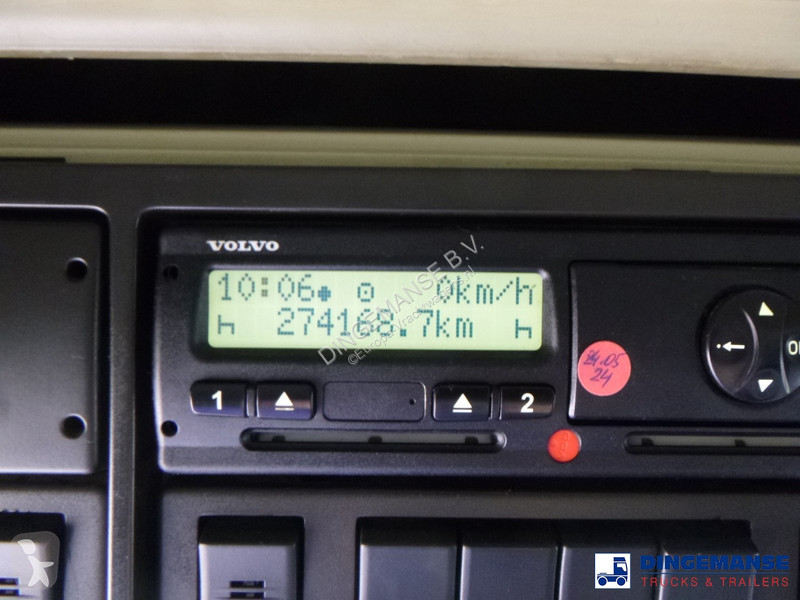 Traktor Volvo 8X4 Euro 6 / 150000 kg