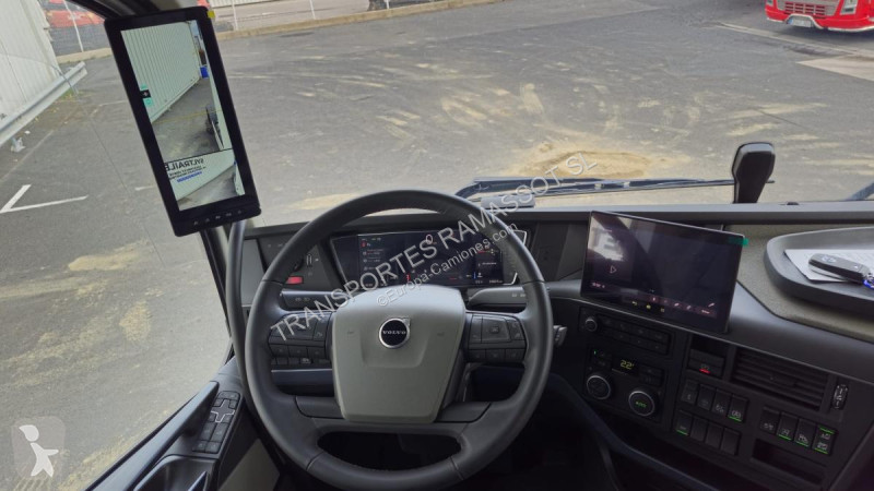 جرار Volvo 500 AERO Globetrotter XXL (Location...