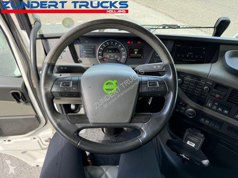 Traktor Volvo 500 GLOBETROTTER