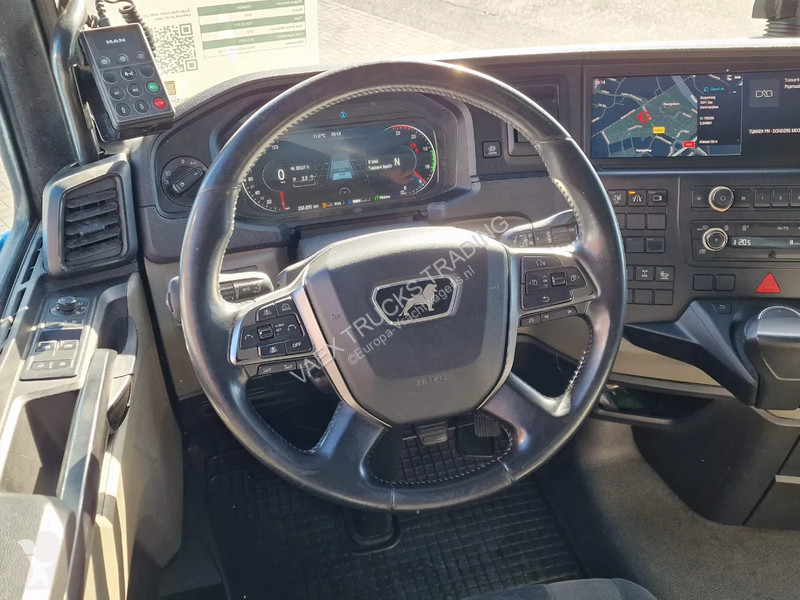 Traktor MAN 33.510 6x4 - Facelift - Low km...