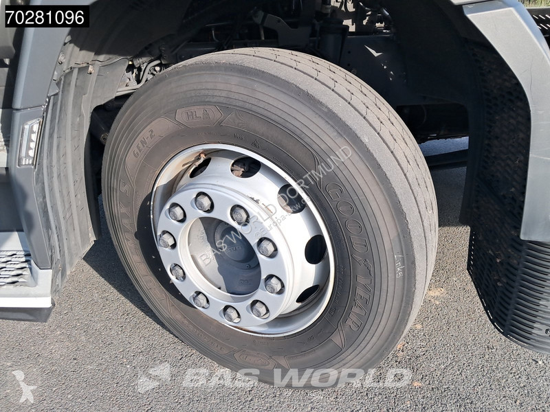 Traktor DAF 530 4X2 Day Cab ACC LED