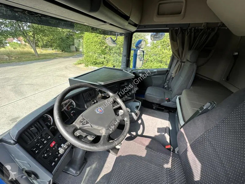 Traktor Scania R490 Highline Standard Intarder...