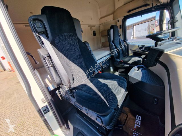 Traktor Mercedes 1846 / Retarder / Kompressor / 6D