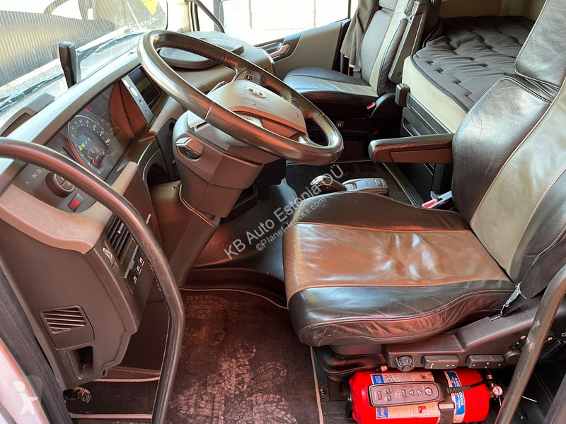 Tahač Volvo 500 6x2 GLOBE XL / ADR / RETARDER /...