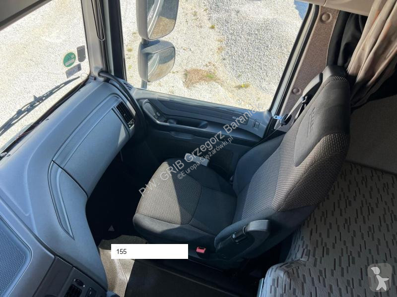 Tracteur DAF 460