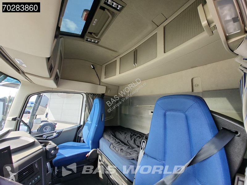 Traktor Volvo 500 4X2 2x Tanks VEB+ I-Park Cool...