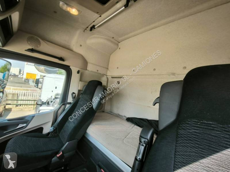 Traktor Mercedes