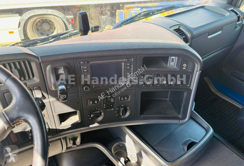 Tractor Scania R490