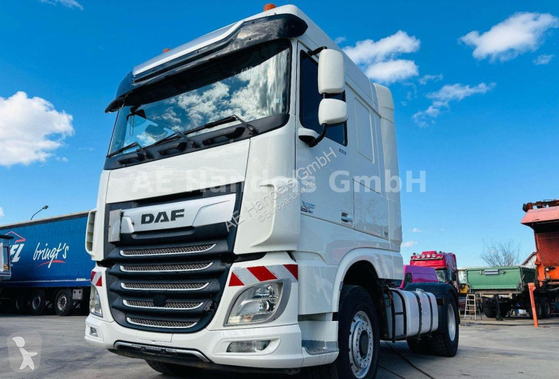 Tahač DAF XF 530