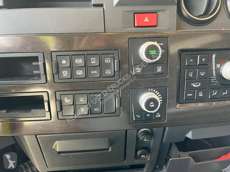 Traktor Renault T High 440 T4x2, Airco, Bluetooth