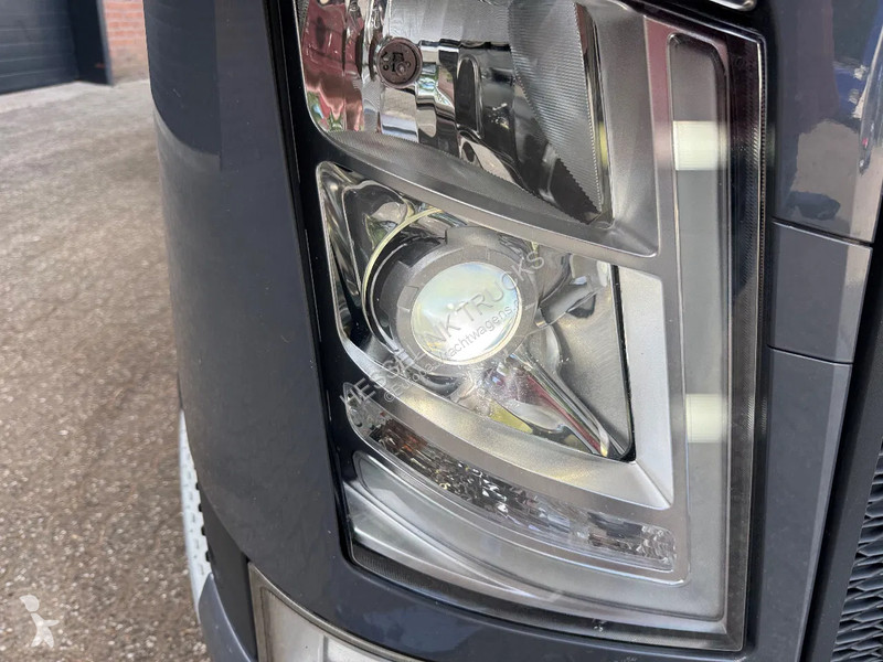 Trekker Volvo FH  Globetrotter XL I-Park Cool...