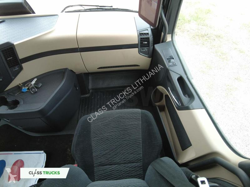 Tahač Mercedes 5 1845 BigSpace, Max tanks