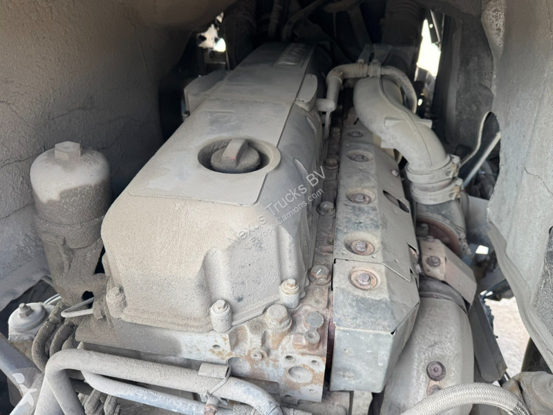Traktor DAF 460 Space Cab (MANUAL GEARBOX /...