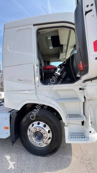 جرار Volvo