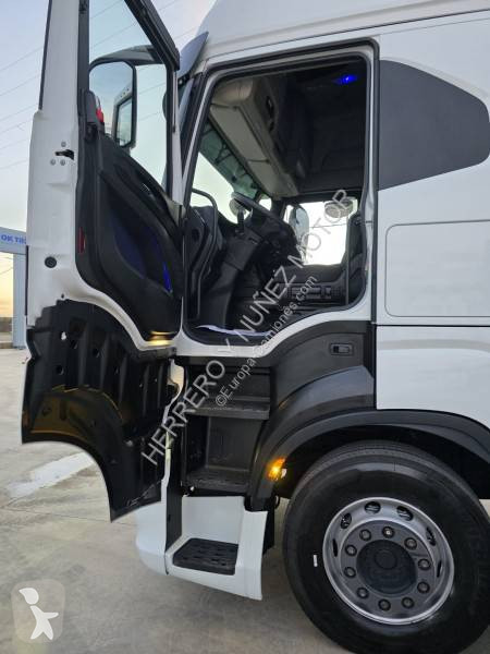 جرار Iveco