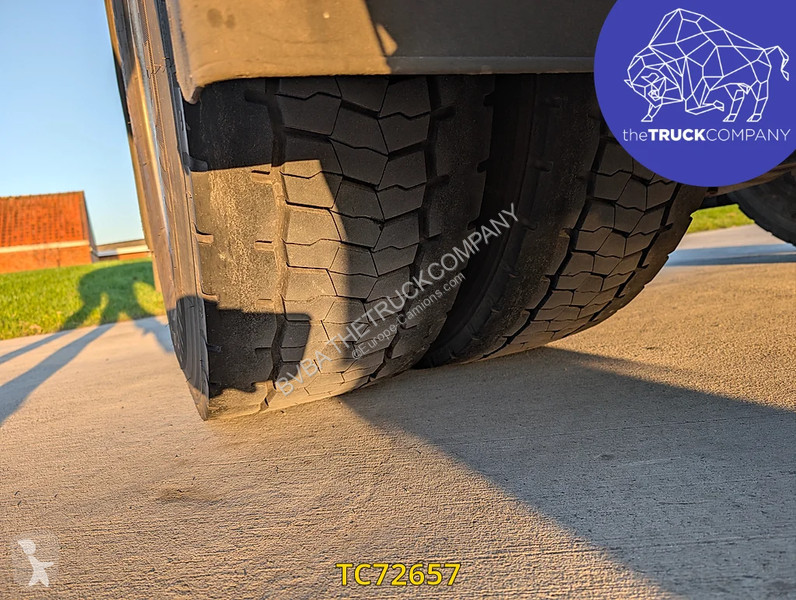 جرار Iveco S-Way 480